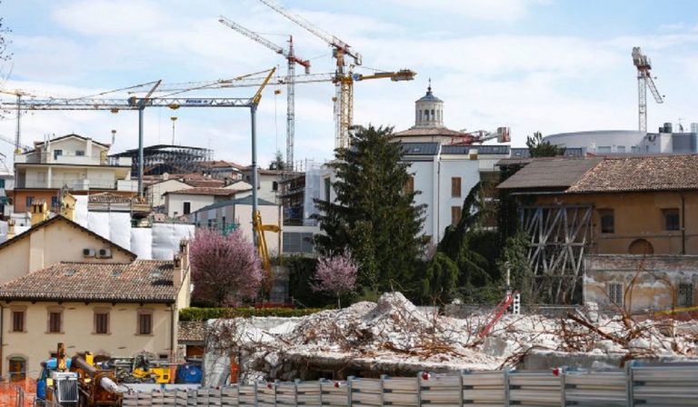 L'Aquila dieci anni dopo il terremoto: ricostruzione ferma