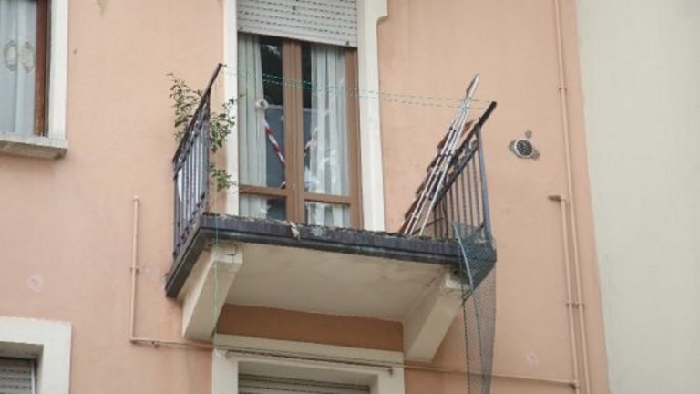 san cipirello caduta balcone