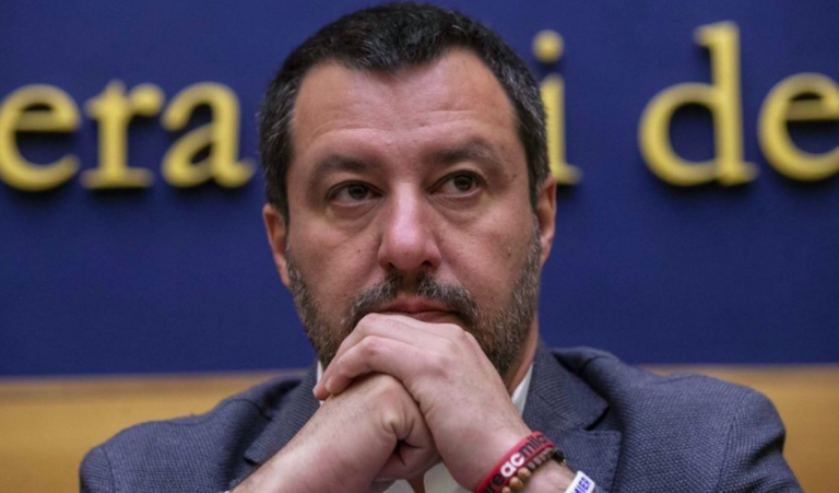 Scontro Salvini Trenta