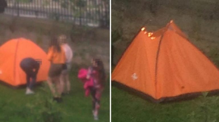 bambini fuoco tenda barbone