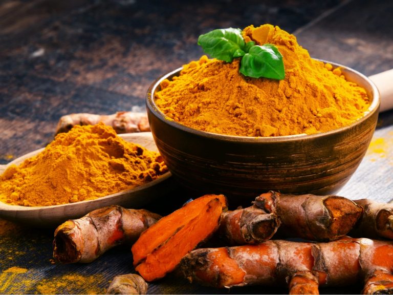 Come usare la curcuma per perdere peso.