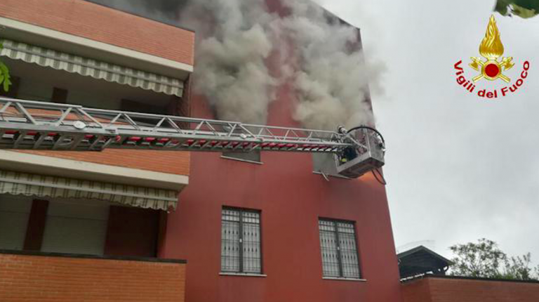 Incendio Brescia, un morto