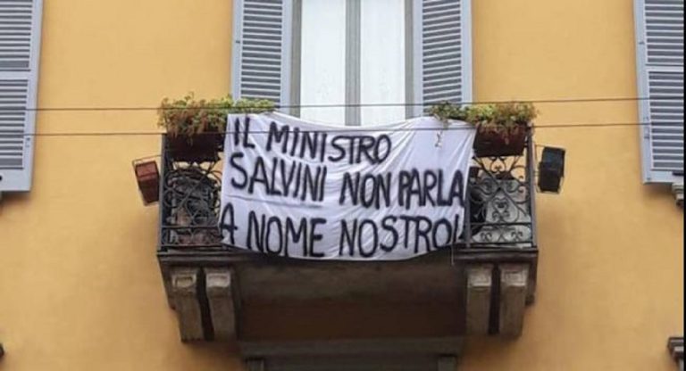 manifestazione contro salvini