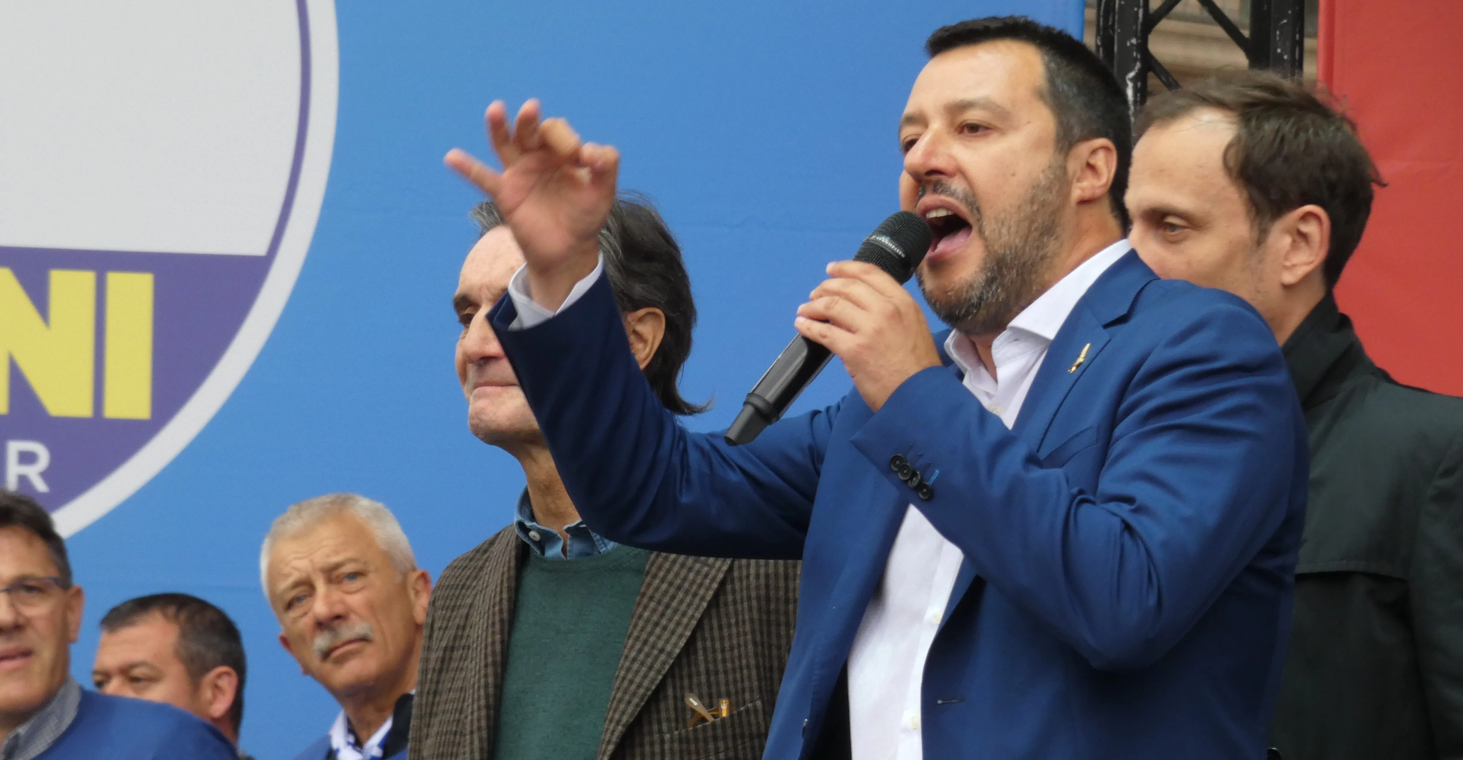 Matteo Salvini e il clima delle balconiadi