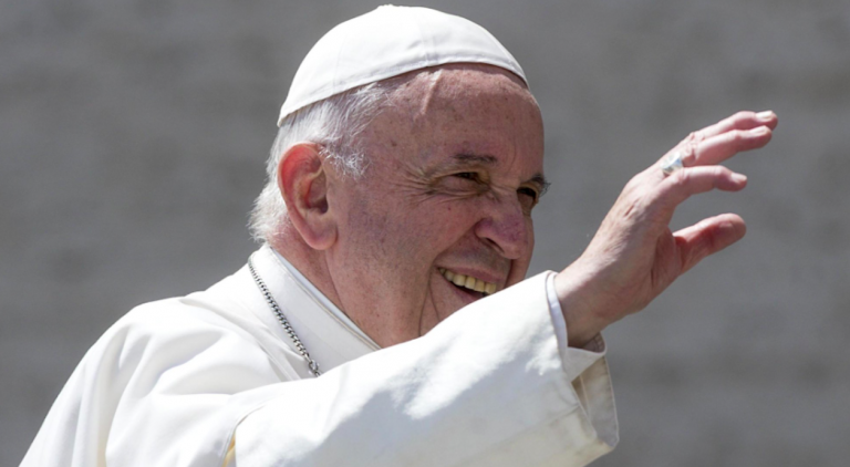 Proteste rom, papa Francesco