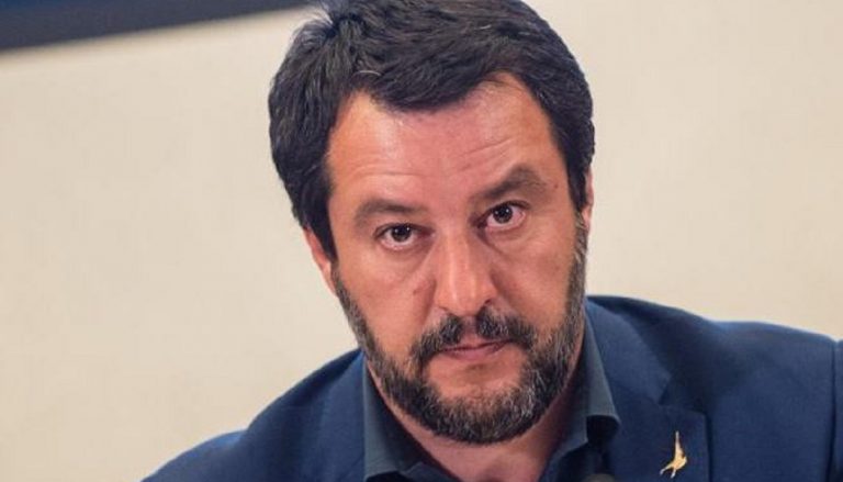 salvini cannabis negozi chiusi