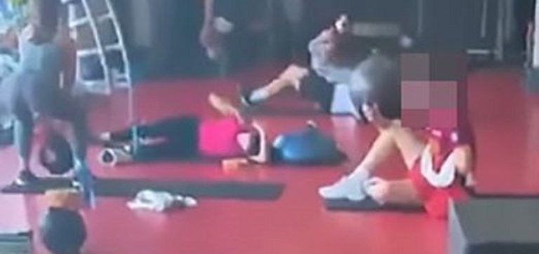 Si masturba in palestra, la Virgin Active lo allontana a vita