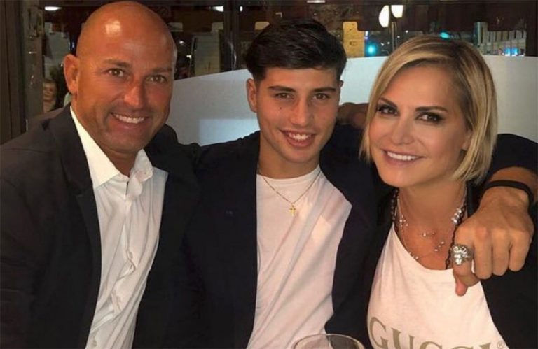 Simona Ventura con Bettarini e figlio