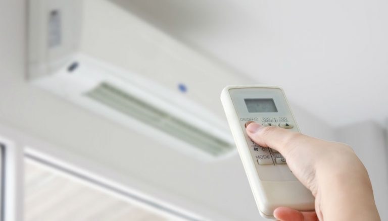 gestire aria condizionata in ufficio 768x438
