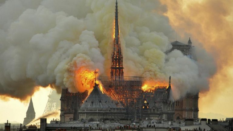 incendio notre dame