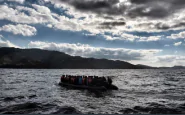 migranti barcone grecia