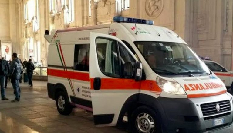 Morto aiuola stazione centrale
