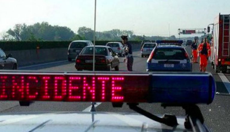 Roma incidente A1