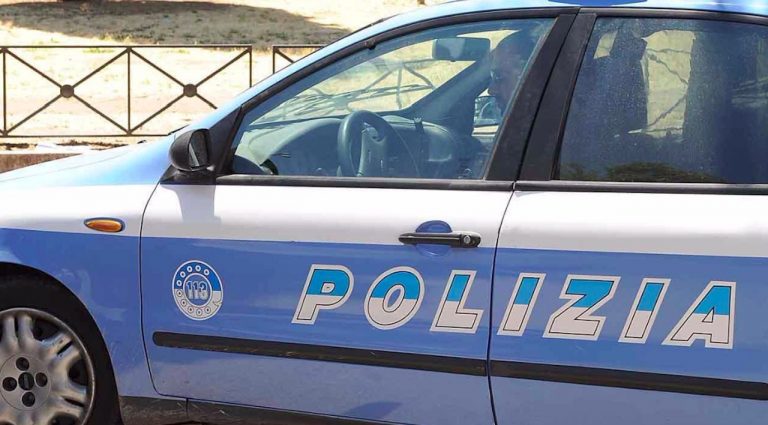 Tenta di far passare l'ex per un terrorista