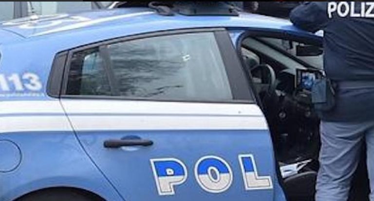 cade dalle scale