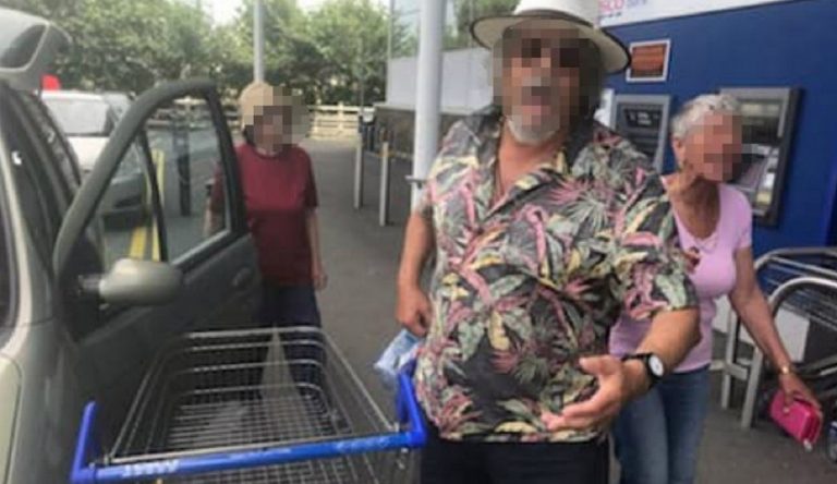 cane macchina tesco