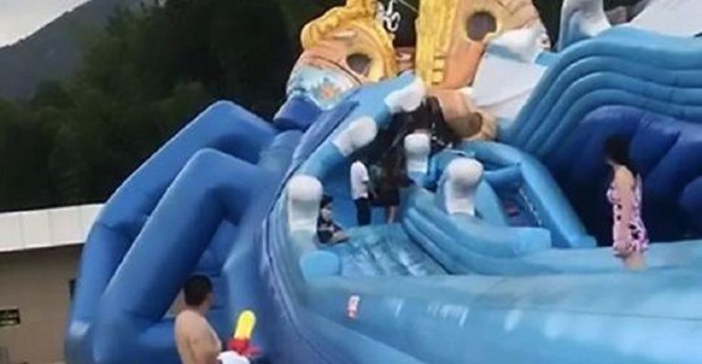 cina piscina gonfiabile