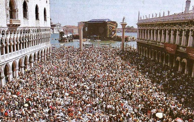 pink-floyd-venezia