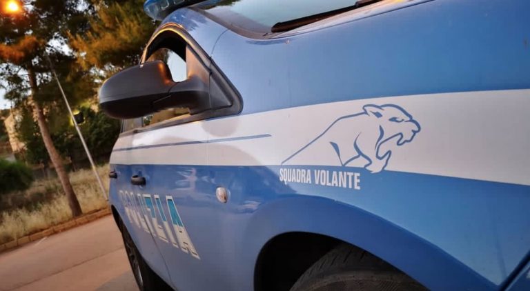 violentata dal branco
