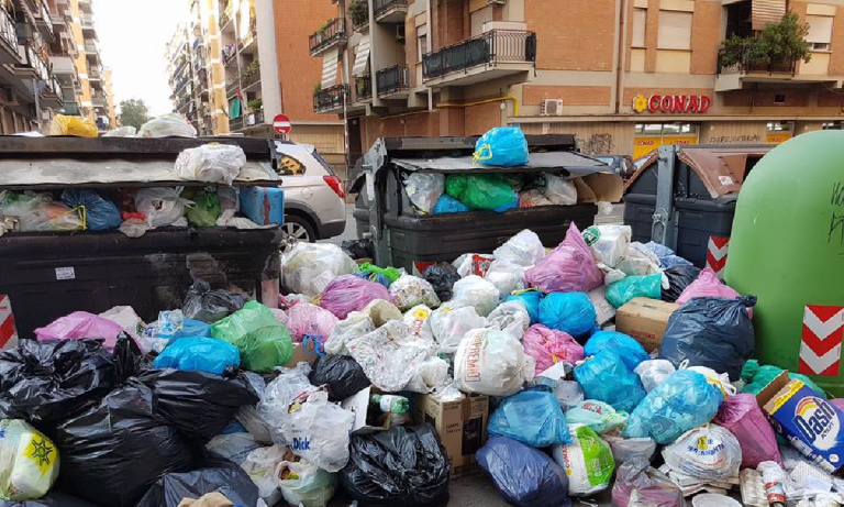 Trovato accordo per la raccolta deii rifiuti di Roma
