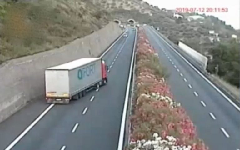 tir contromano