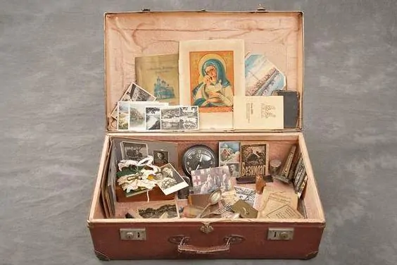 Willard Asylum, le foto delle valigie dei pazienti malati di mente