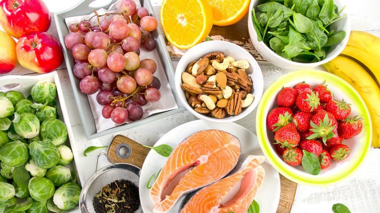 alimenti per aiutare a perdere peso in modo naturale