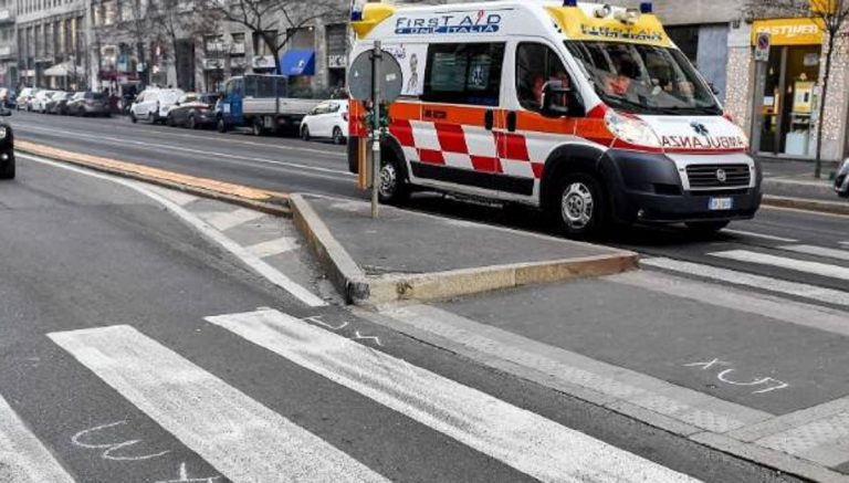 anziano investito milano