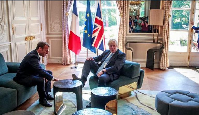 boris johnson eliseo