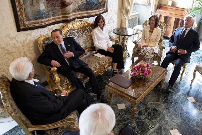 Consultazioni governo oggi Forza Italia