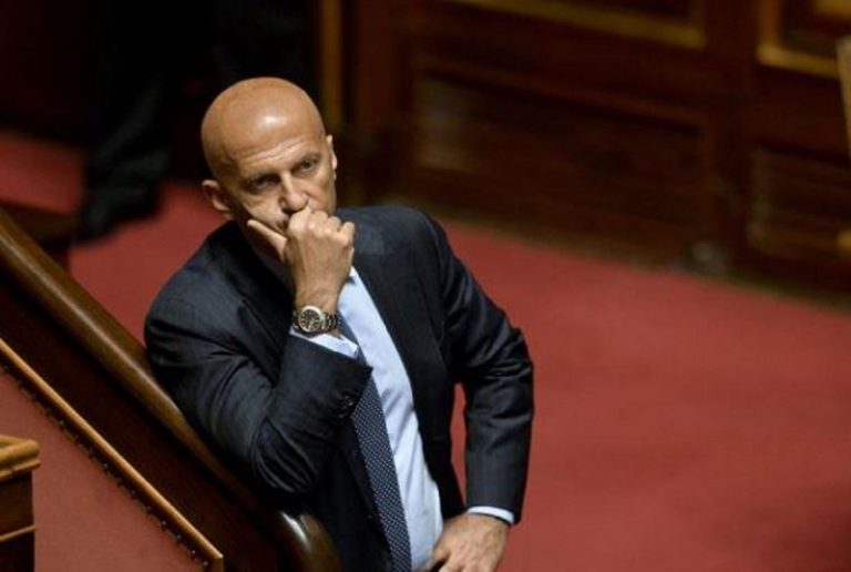 Conte bis Augusto Minzolini Papa
