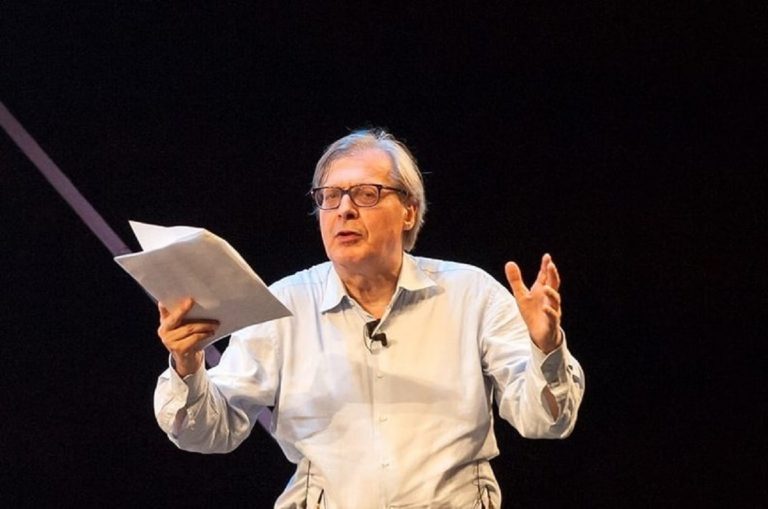 Crisi di governo Sgarbi