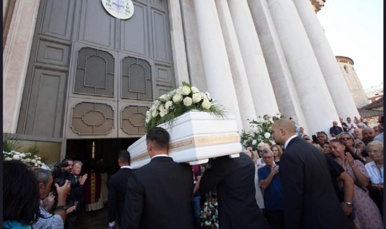 funerali nadia toffa