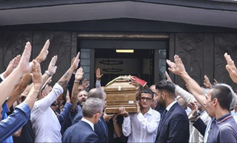 funerali-saluto-romano