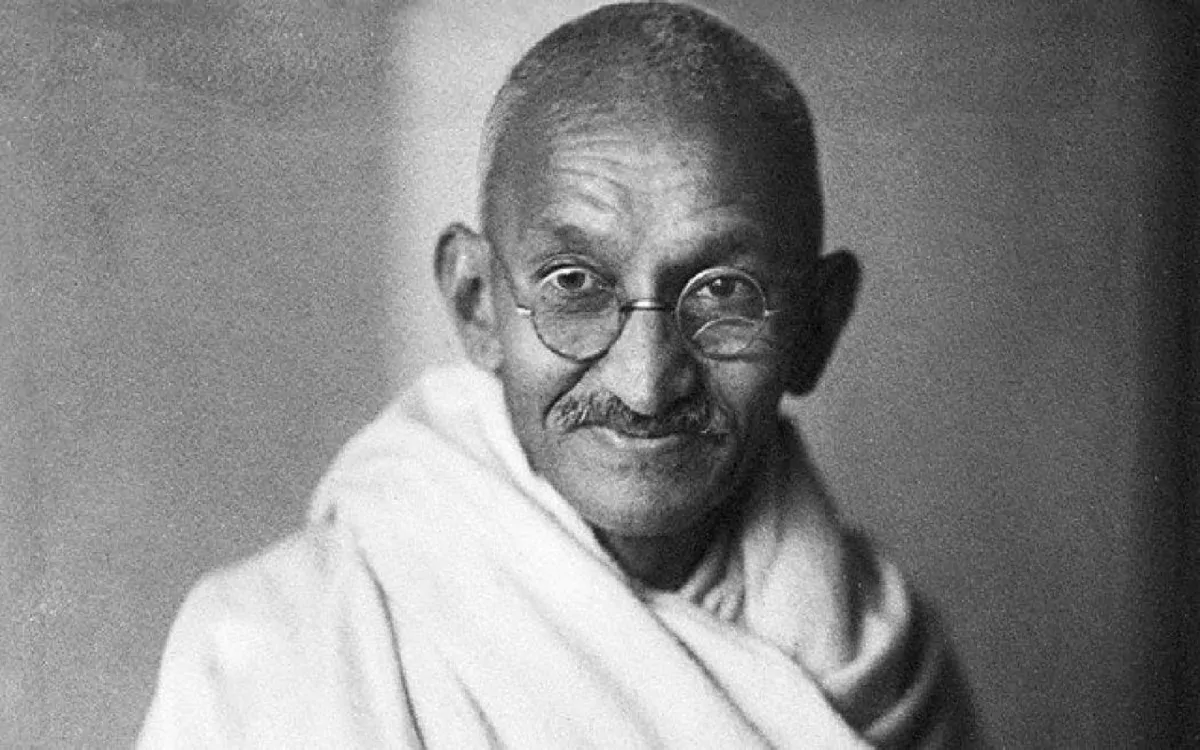 Gandhi biografia e frasi