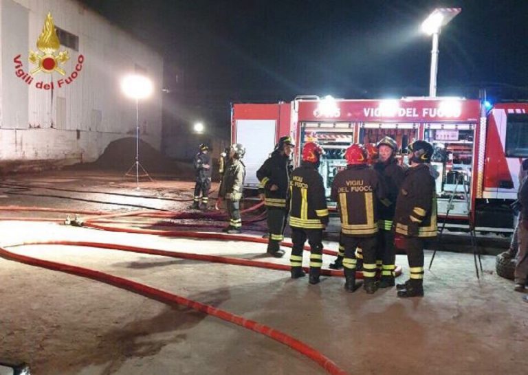 Incendio centro accoglienza Milano