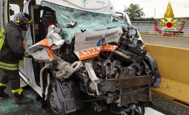 incidente ambulanza tir