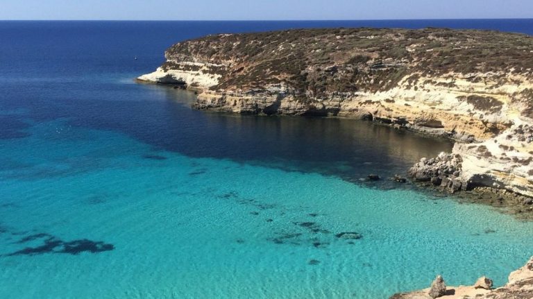 Lampedusa frana isola dei conigli
