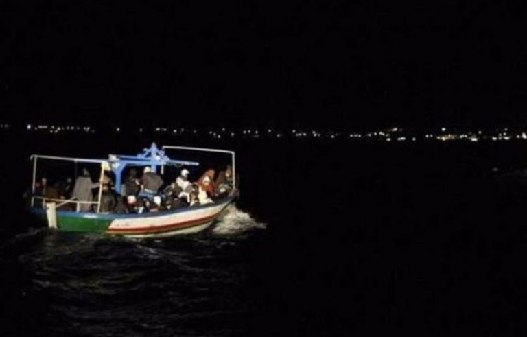 lampedusa sbarco migranti nella notte