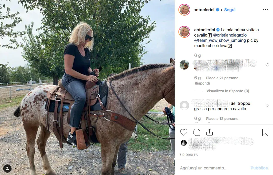 Antonella Clerici a cavallo