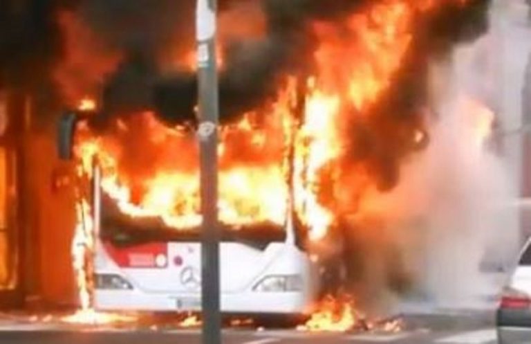 autobus fiamme potenza
