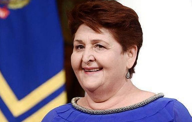 bellanova-ministra-commuove-giuramento
