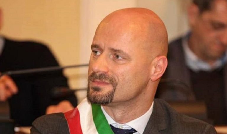 sindaco bibbiano
