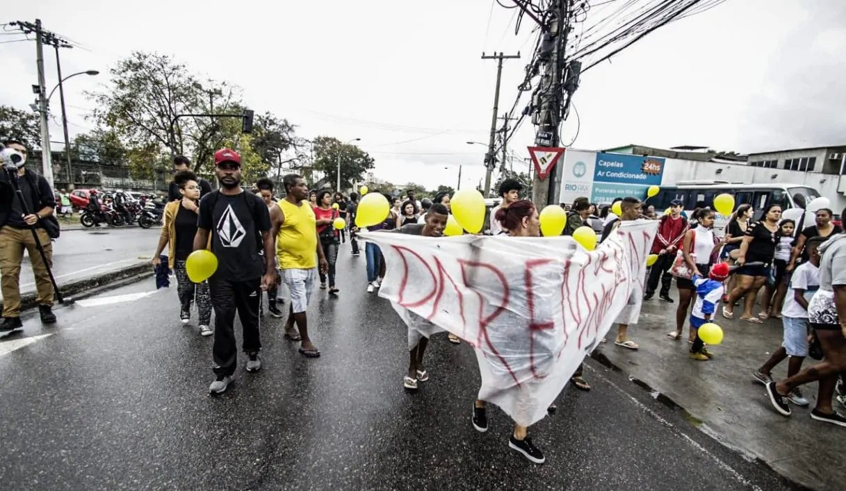 bimba morta in brasile proteste