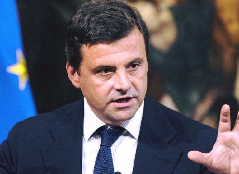 carlo calenda attacco