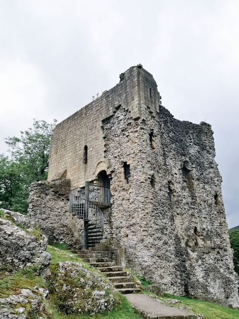 castello di peveril