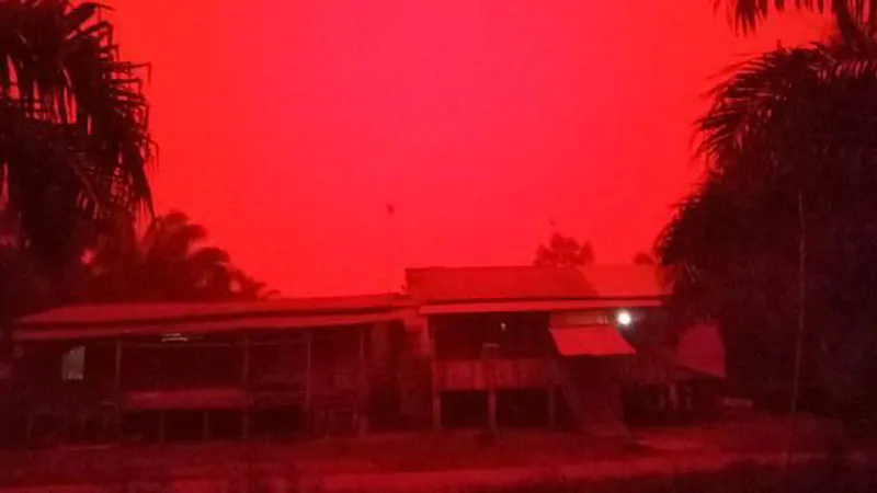 cielo-rosso-indonesia2