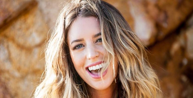 Kylie Rae Harris morta in un incidente stradale