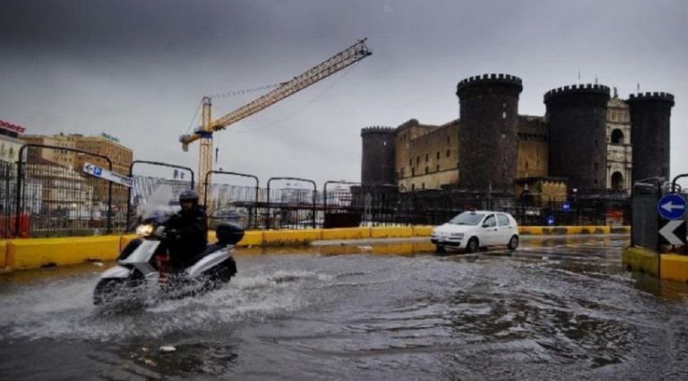 maltempo napoli