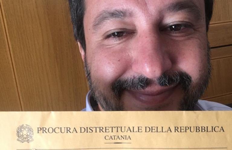 nave-gregoretti-salvini-archiviazione